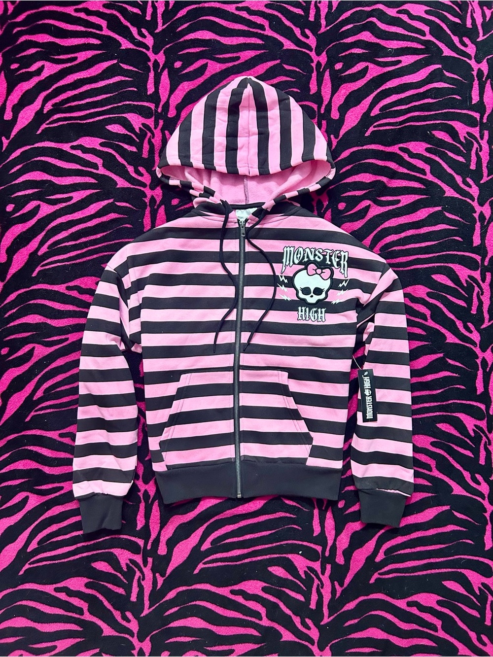 NWT Monster High Pink & Black Striped Zip Up Hoodie Skullette Logo emo Scene
